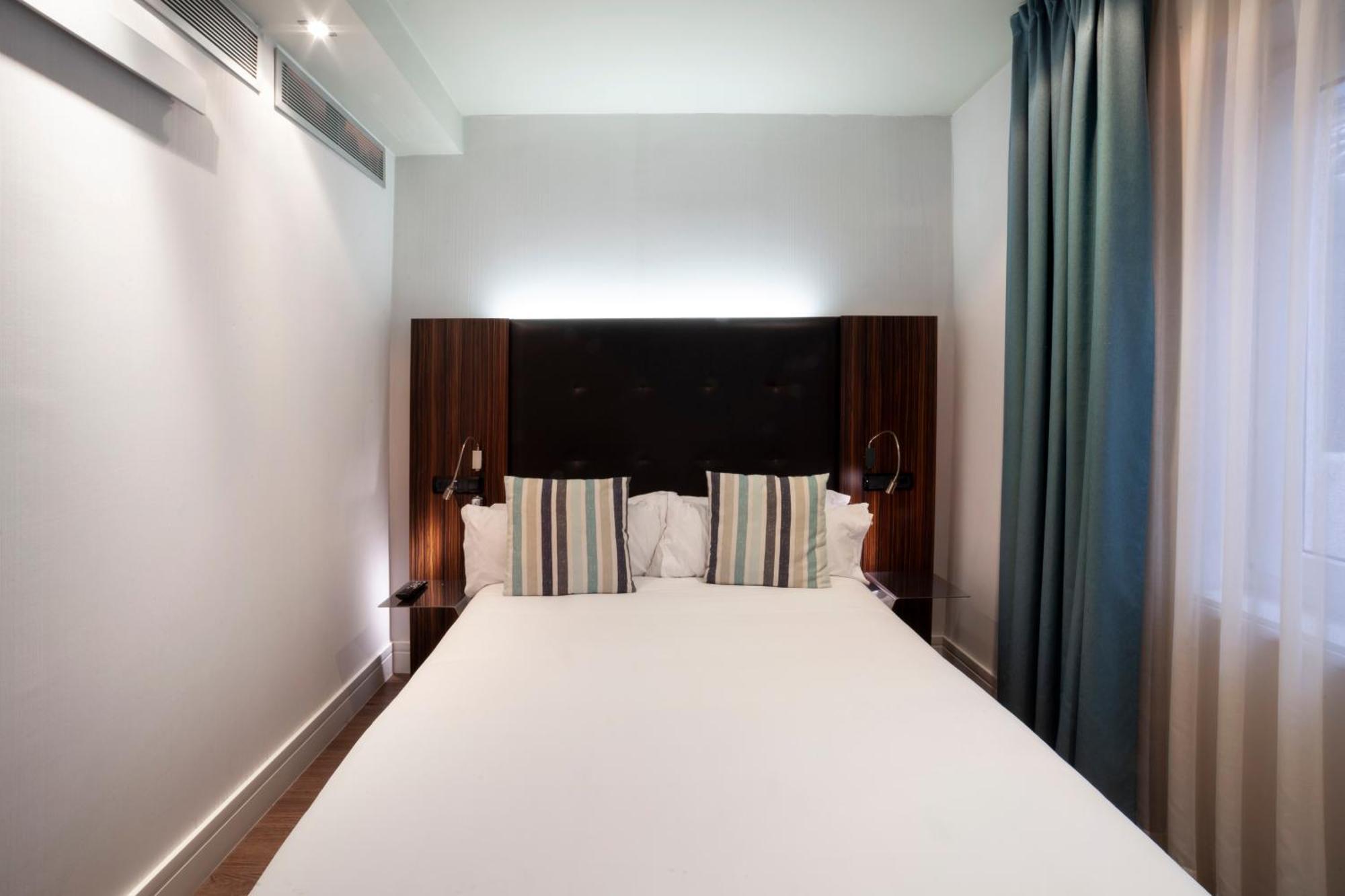 Petit Palace Tamarises Getxo Room photo